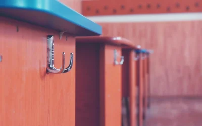 Best Slatwall Hooks for Heavy Totes: 10 Strong Picks for 2026
